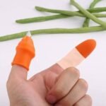 Thumb Cutter
